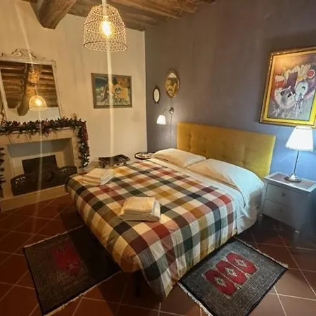 Casa Del Glicine - In Palazzo Storico Pugnano